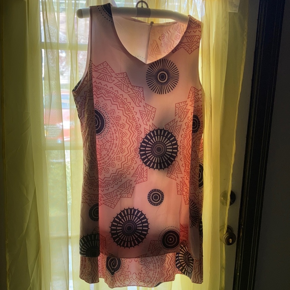 Sleeveless and lined, casual dress